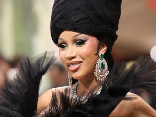 MET Gala 2024: la escandalosa salida de Cardi B y su vistosa llegada al evento