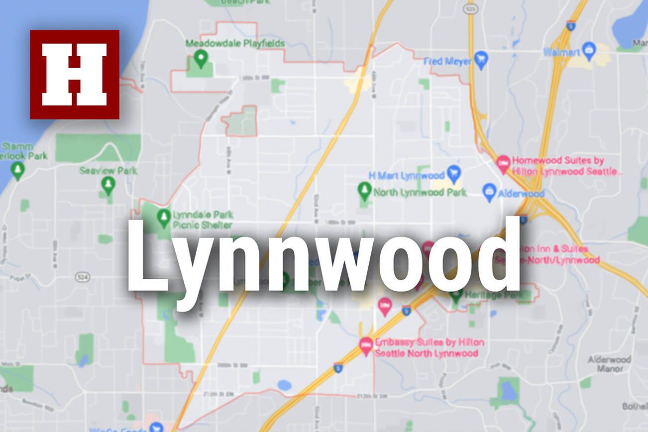 Car hits pedestrian pushing stroller in Lynnwood, injuring baby, adult | HeraldNet.com