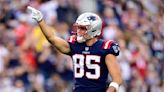 Patriots’ standout tight end named as possible cap casualty by NFL.com