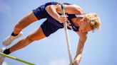 Setting a high bar: Naples pole vaulters Luther Mogelvang, Bates twins soaring to titles