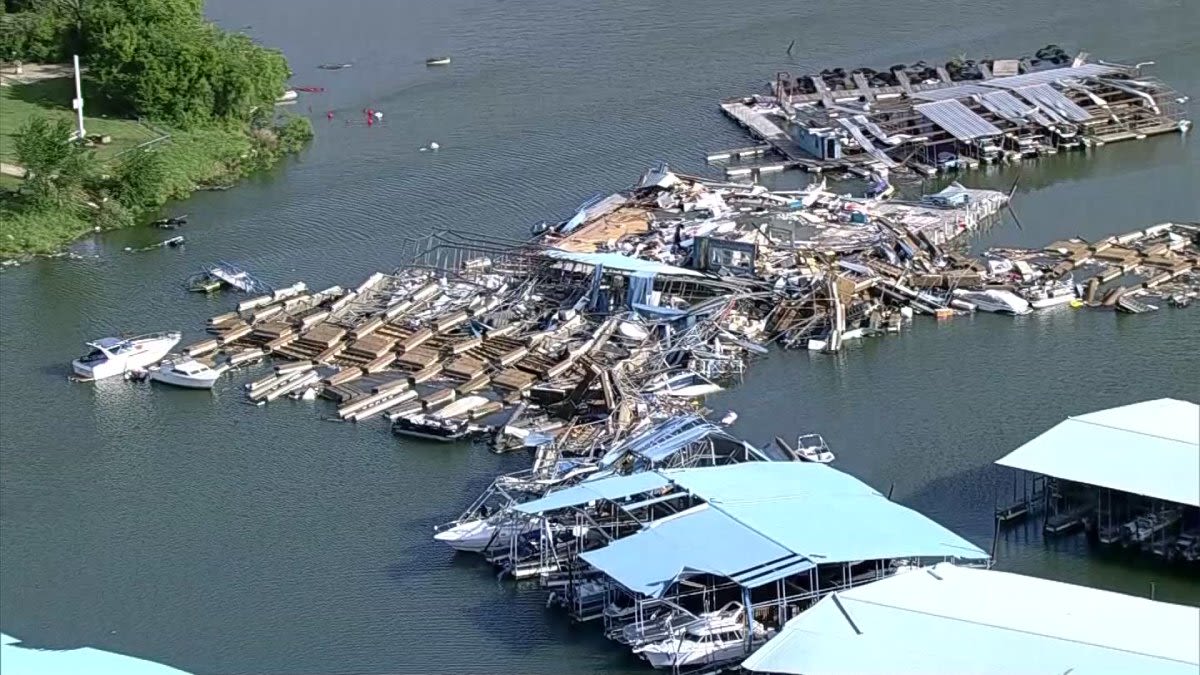 Survivors take shelter in freezer as tornado strikes restaurant at Lake Ray Roberts Marina