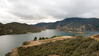 California lake closes until further notice