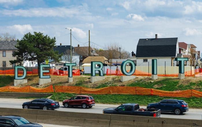 ‘Leave the sign alone’: Residents advocate for preservation of new iconic Detroit landmark