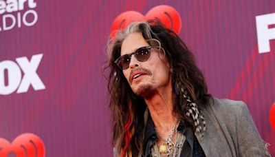 Juez desestima demanda contra Steven Tyler por presunta agresión sexual