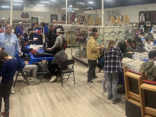 Schererville baseball card shop to participate in global Topps event on Saturday