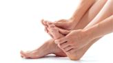腳部長期潮濕，小心黴菌、細菌、皮膚炎來報到！ 專家3招預防濕腳毛病