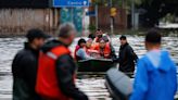 Más de 80.000 personas fueron rescatadas de sus casas tras las inundaciones en el sur de Brasil