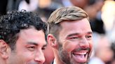 Expareja de Ricky Martin enciende la red con posado frente al espejo