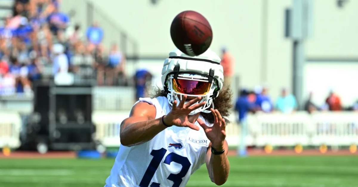 Bills' Mack Hollins on Josh Allen - 'Gunslinger, He's The Man!'