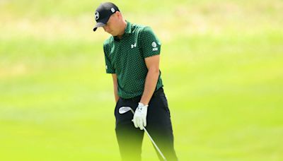 Jordan Spieth's hot round derailed by 1 bad decision. He stood by it