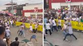 [Video] Hombre encontró a su novia besándose con otra mujer y desató pelea campal en feria