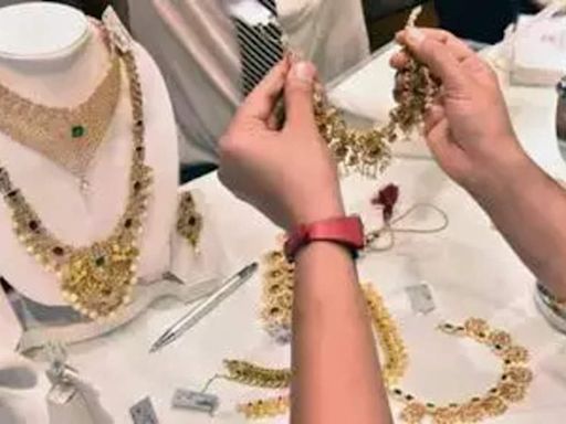 Uttar Pradesh Government Unveils Ambitious Jewellery Factory Complex in Meerut | Lucknow News - Times of India