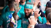 J.P. Crawford homers, drives in 3 as AL West-leading Mariners stay hot with 8-5 win over Guardians