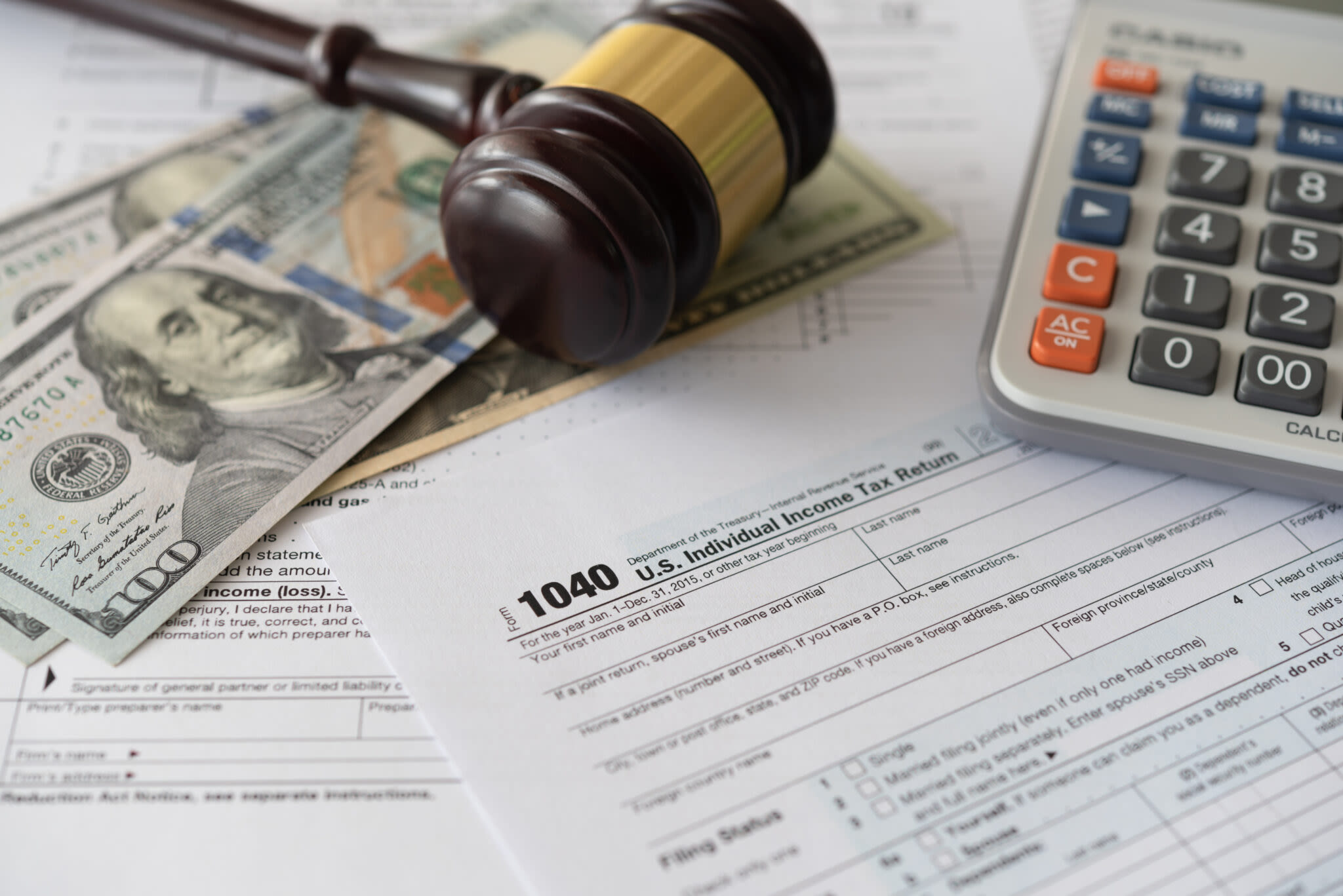 Ohio trucking company owner accused of evading $1.2M in taxes