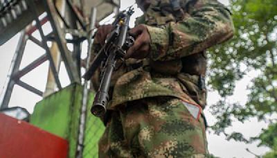 Muere soldado durante combate del Ejército con las disidencias en el Cauca