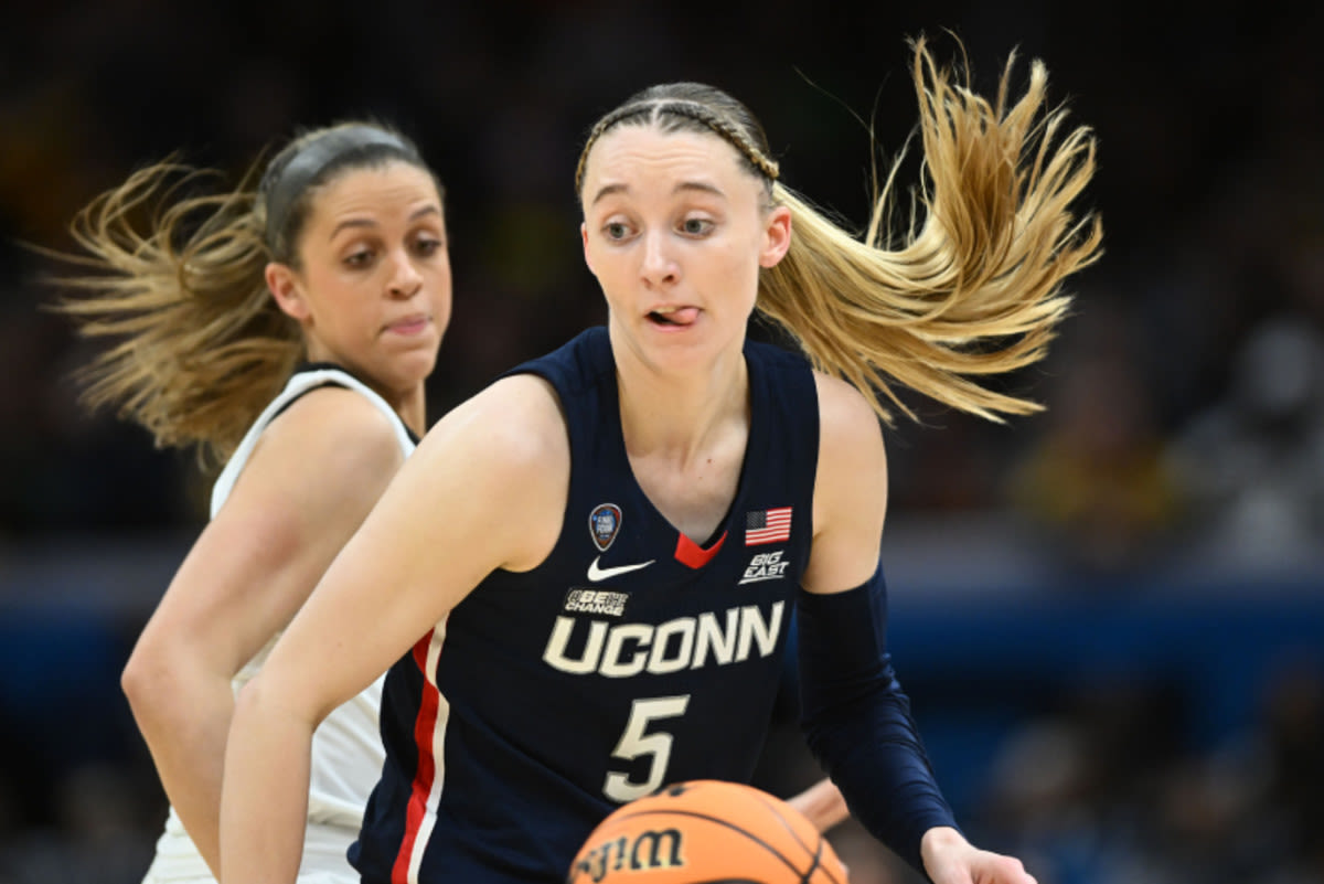 Paige Bueckers' Three-Word Reaction to WNBA Expansion News is Turning Heads