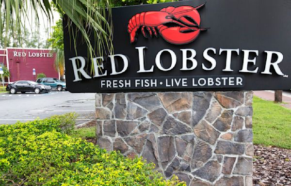 'Happened out of nowhere': Red Lobster closures leave employees in the dark