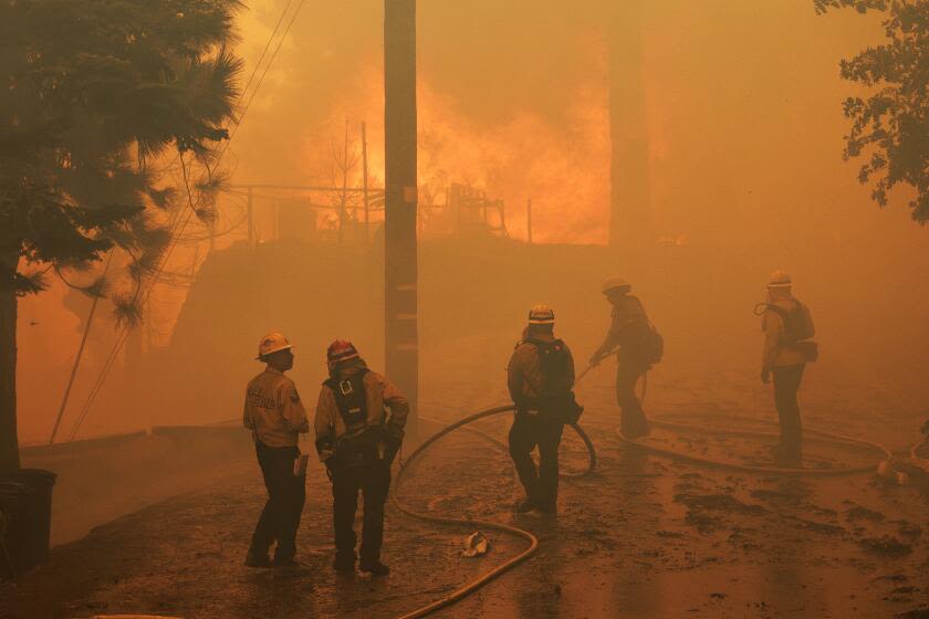 Southern California wildfires: Maps, evacuations, shelters