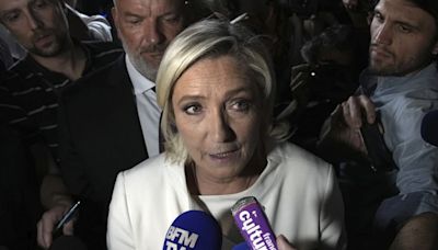 Gegen Marine Le Pen wird in Frankreich wegen illegaler Wahlkampffinanzierung 2022 ermittelt