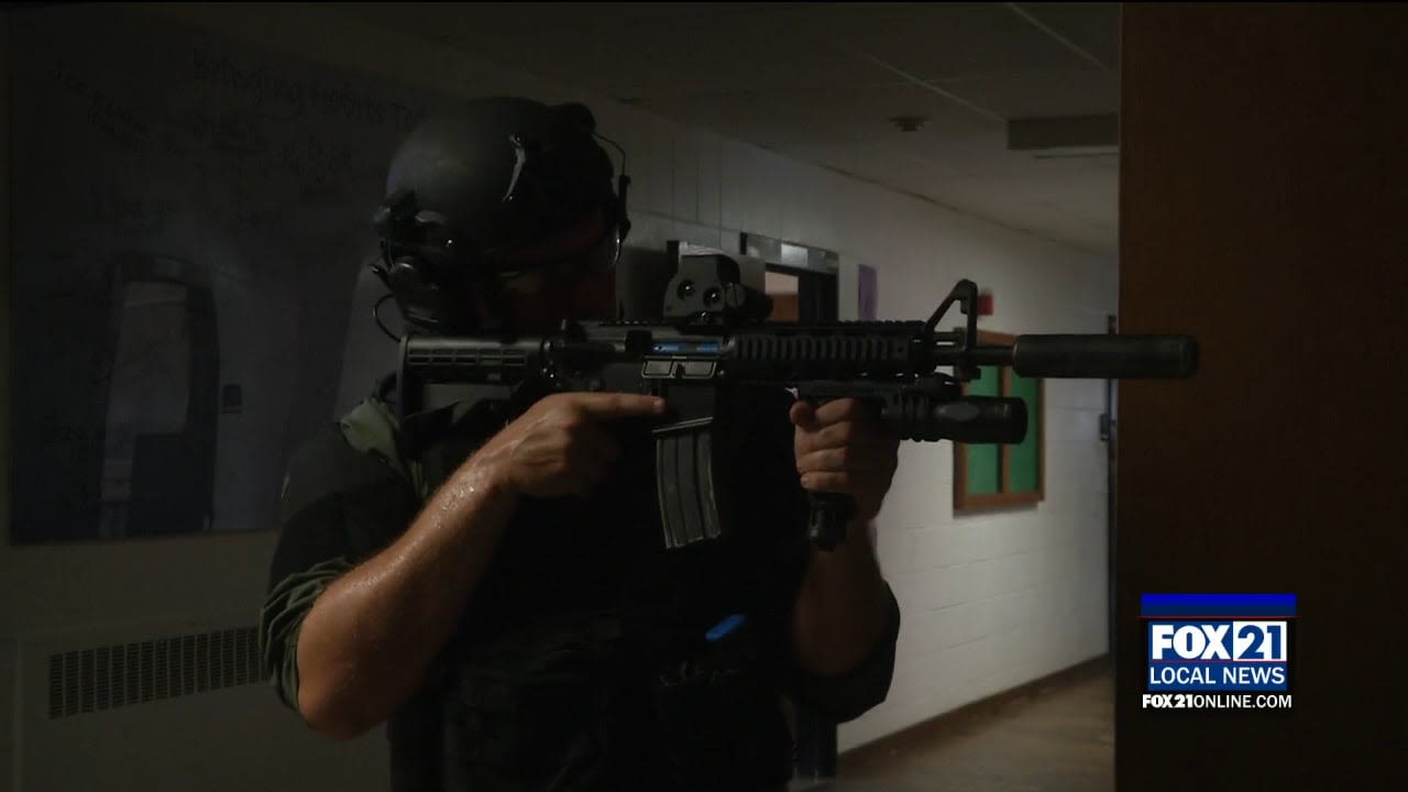 Cloquet High School Hosts Active Shooter Training for Law Enforcement - Fox21Online