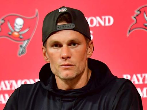 Tom Brady Offered Cash Incentives, Ex-Buccaneers Starter Says