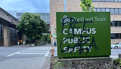 PHOTOS: Protesters vandalize Portland State office, Pioneer Courthouse Square