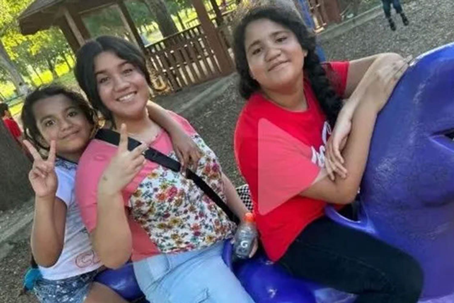 3 Sisters Dead, Brother Injured After Houston Condo Fire: 'My Three Angels Are Gone,' Mom Says