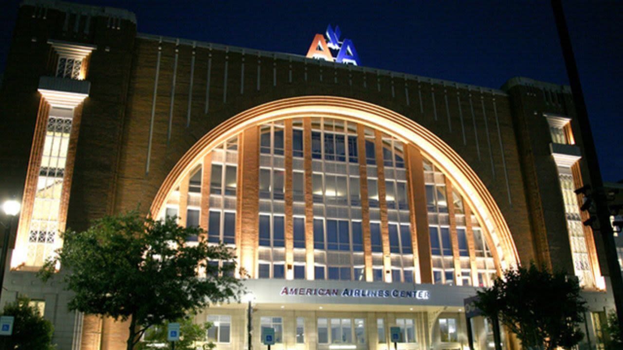 Dallas Mavericks holding watch party at AAC on Thursday