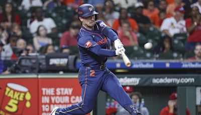 Astros Slugger Hit Milestone Home Run in Victory Over Cardinals on Monday