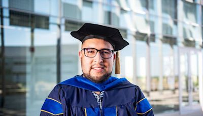 Tras doctorarse, graduado de UC Merced retribuirá a su universidad siendo profesor