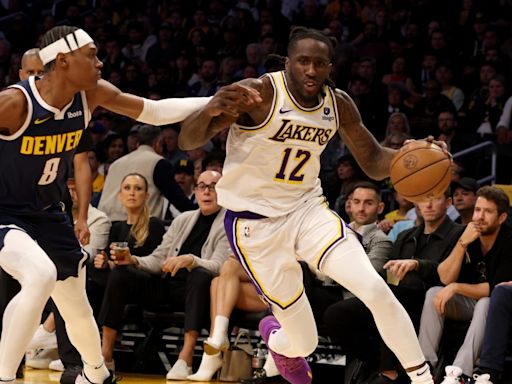 Knicks Named Favorite for Lakers Forward