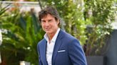 Top Gun: Maverick | Escuadrón de aviones sobrevuela Cannes para honrar a Tom Cruise