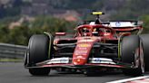 Sainz empieza ilusionando en el GP de Hungría; Alonso, preocupante estreno de las evoluciones