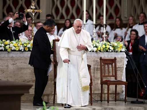 Pope Francis tells wealthy Luxembourg to help developing countries