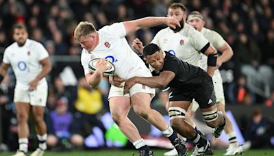 New boy Fin Baxter impresses on England debut against the All Blacks