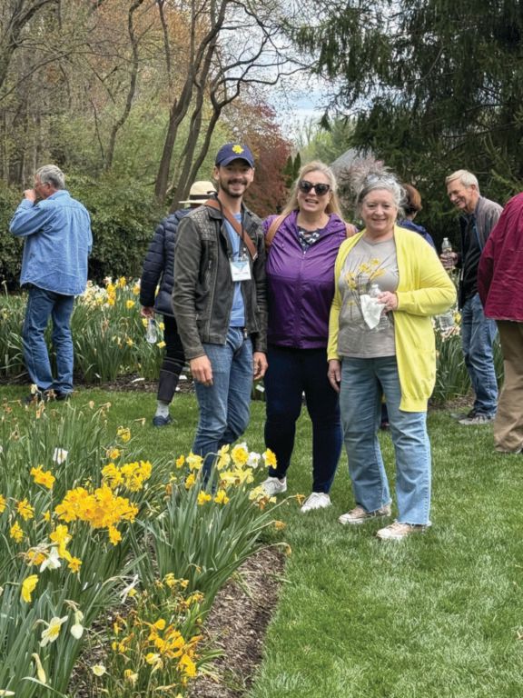 Gloucester Daffodil Club members attend national convention - Gazette Journal