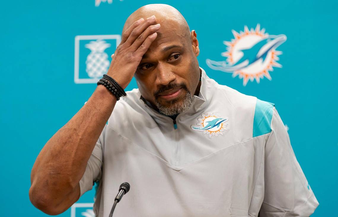 Kelly: Dolphins need free agent additions and draftees to patch up 2024 defense | Opinion