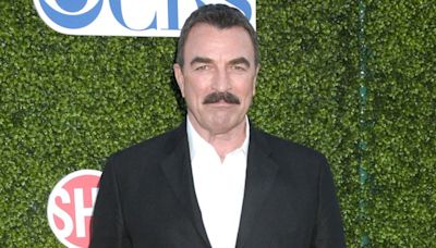 Revela Tom Selleck sus humildes comienzos en el mundo del espectáculo