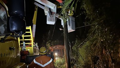 颱風凱米釀台中多處停電 台電持續搶修 (圖)