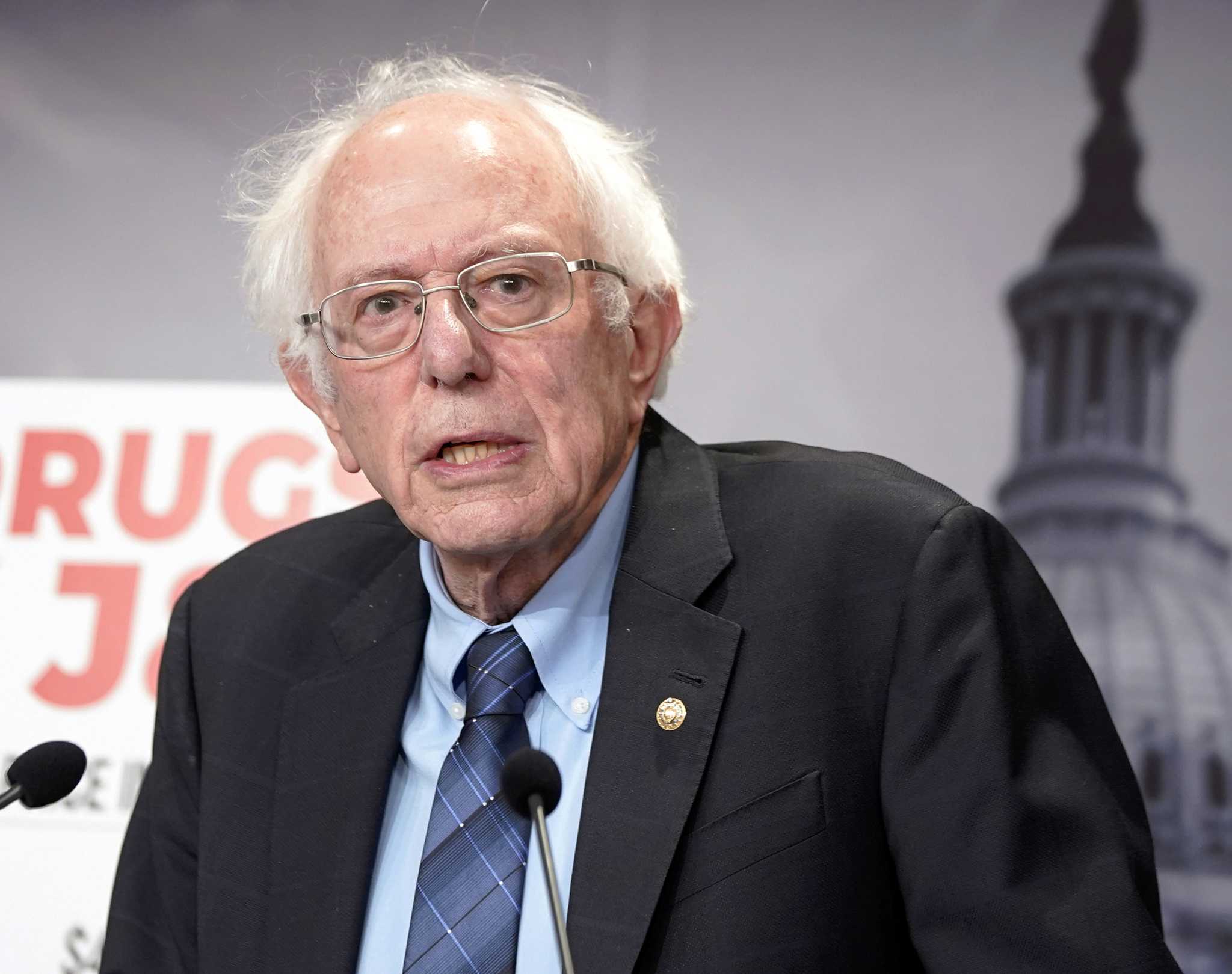 Man charged with starting a fire outside U.S. Sen. Bernie Sanders' Vermont office pleads not guilty