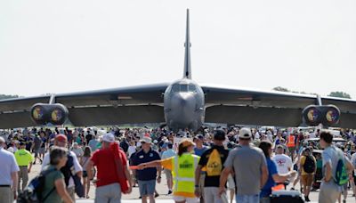 Everything to know about EAA AirVenture Oshkosh 2024, from admission to air show schedules and more