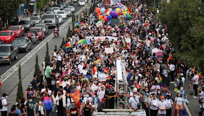 Guatemala asks LGBT pride marchers to have 'good manners' after bid to ban event