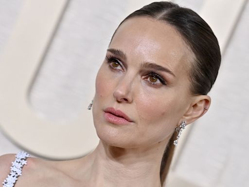 Natalie Portman is the ultimate vixen in slinky LBD