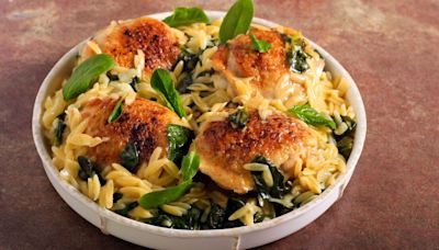 'This one-pan chicken orzo is so good it made my husband fall in love with me'