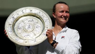 Tenis: Krejcikova venció a Paolini en la final y es la nueva campeona en Wimbledon | + Deportes