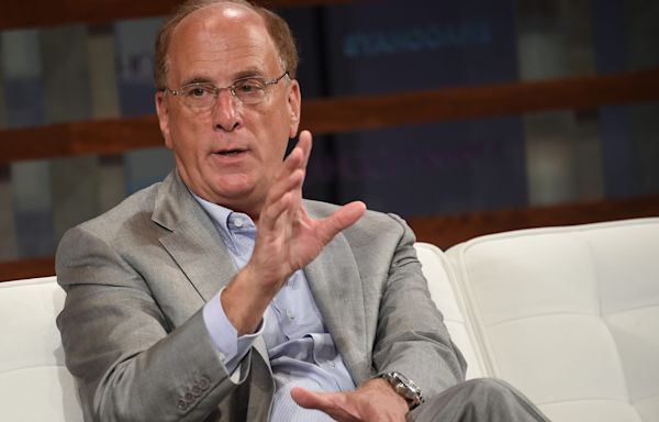 Billionaire BlackRock CEO Larry Fink runs the world's largest asset manager. Here's how he became one of the most powerful people in finance.