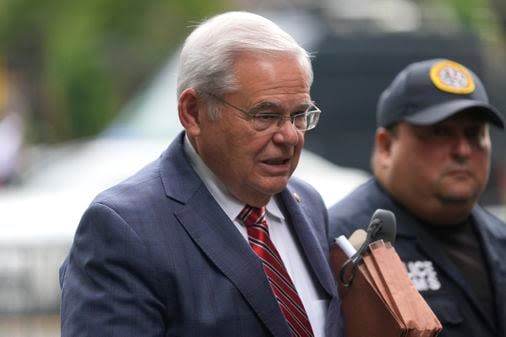 Jury ends first day of deliberations in US Senator Bob Menendez’s corruption trial without a verdict - The Boston Globe