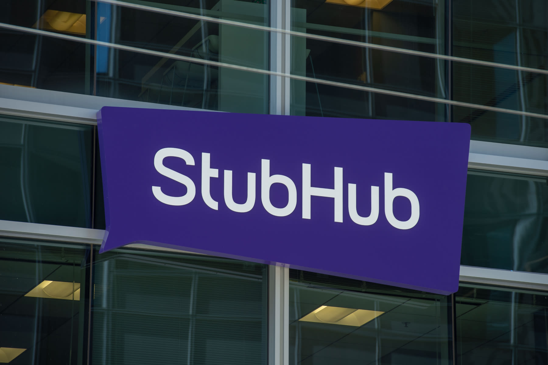 StubHub Accused of Tricking Customers With ‘Convoluted Junk Fee Scheme’ in New Lawsuit