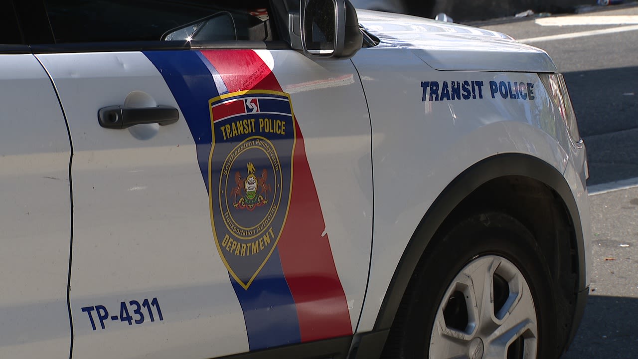 Woman stabbed on SEPTA train, man injured trying to break up fight: police