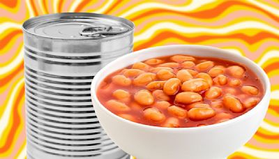 The Canned Fruit That'll Amp Up The Flavor Of Boring Baked Beans